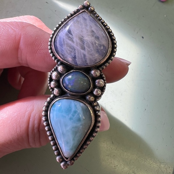 💧🦚🤍 Elegant Opal, Moonstone, Larimar Ring - Picture 8 of 11